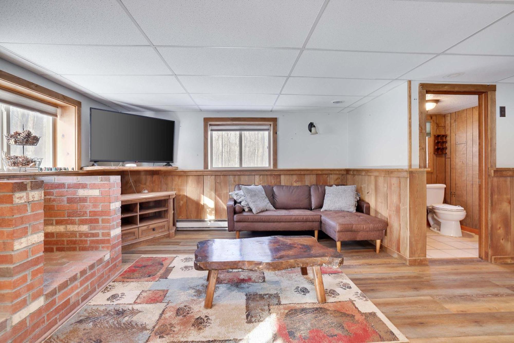 Holiday home 4 Bedroom Cozy Sleeps 8 Pool Table Arcade Gouldsboro